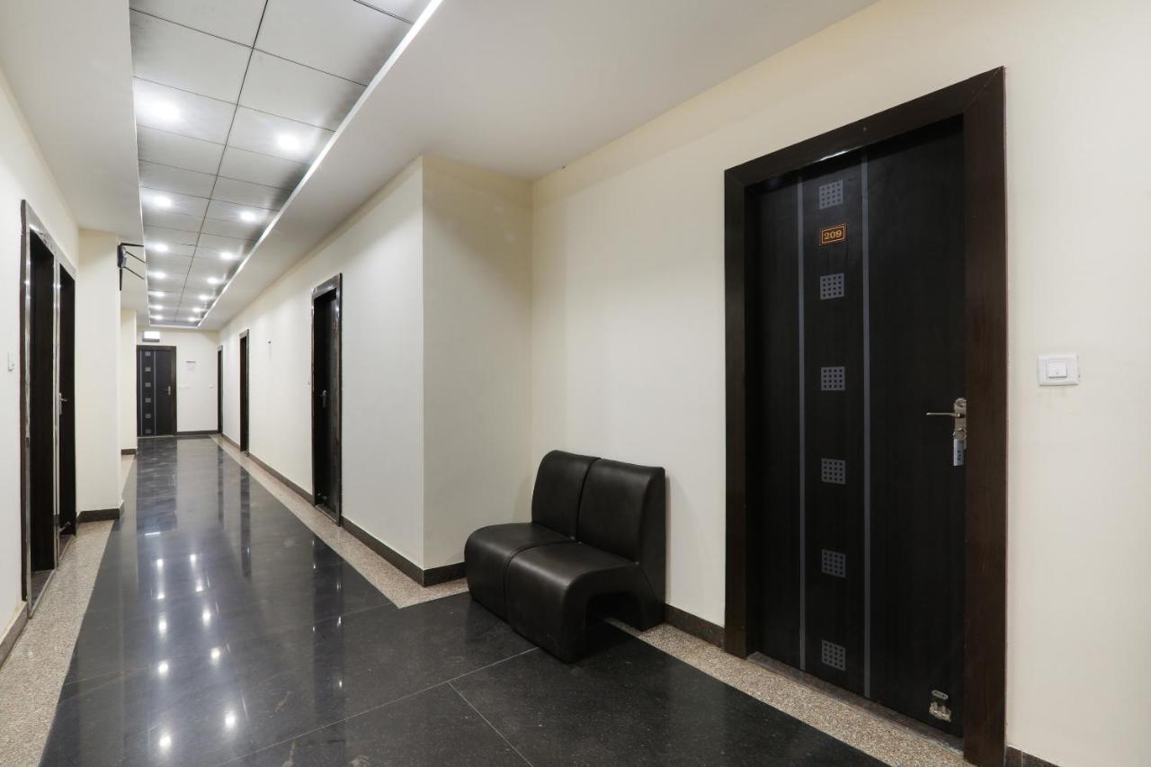 מלון Bijnaur Oyo Flagship Krishna Regency Near Chaudhary Charan Singh International Airport מראה חיצוני תמונה