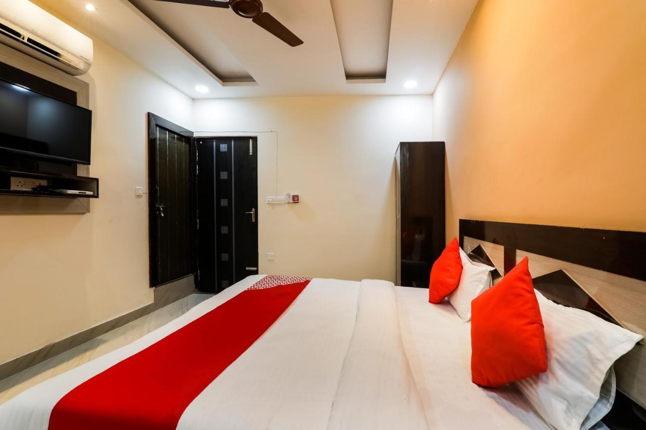 מלון Bijnaur Oyo Flagship Krishna Regency Near Chaudhary Charan Singh International Airport מראה חיצוני תמונה