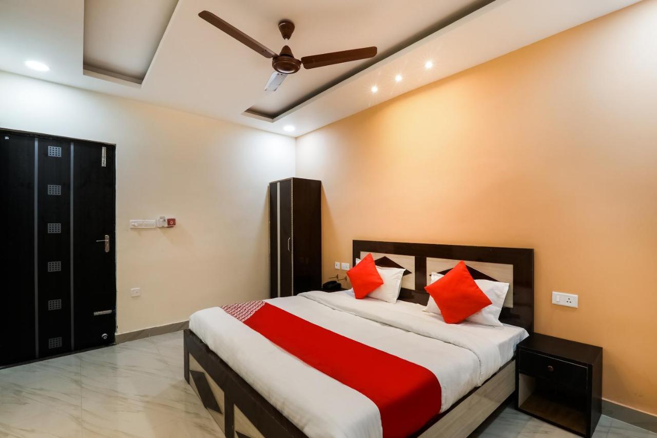 מלון Bijnaur Oyo Flagship Krishna Regency Near Chaudhary Charan Singh International Airport מראה חיצוני תמונה